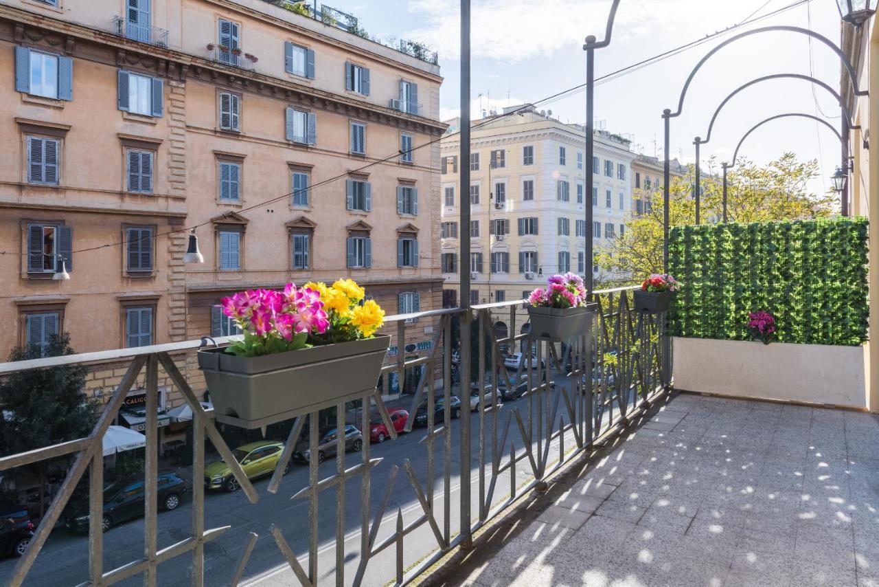 Vatican Home With Balcony โรม ภายนอก รูปภาพ