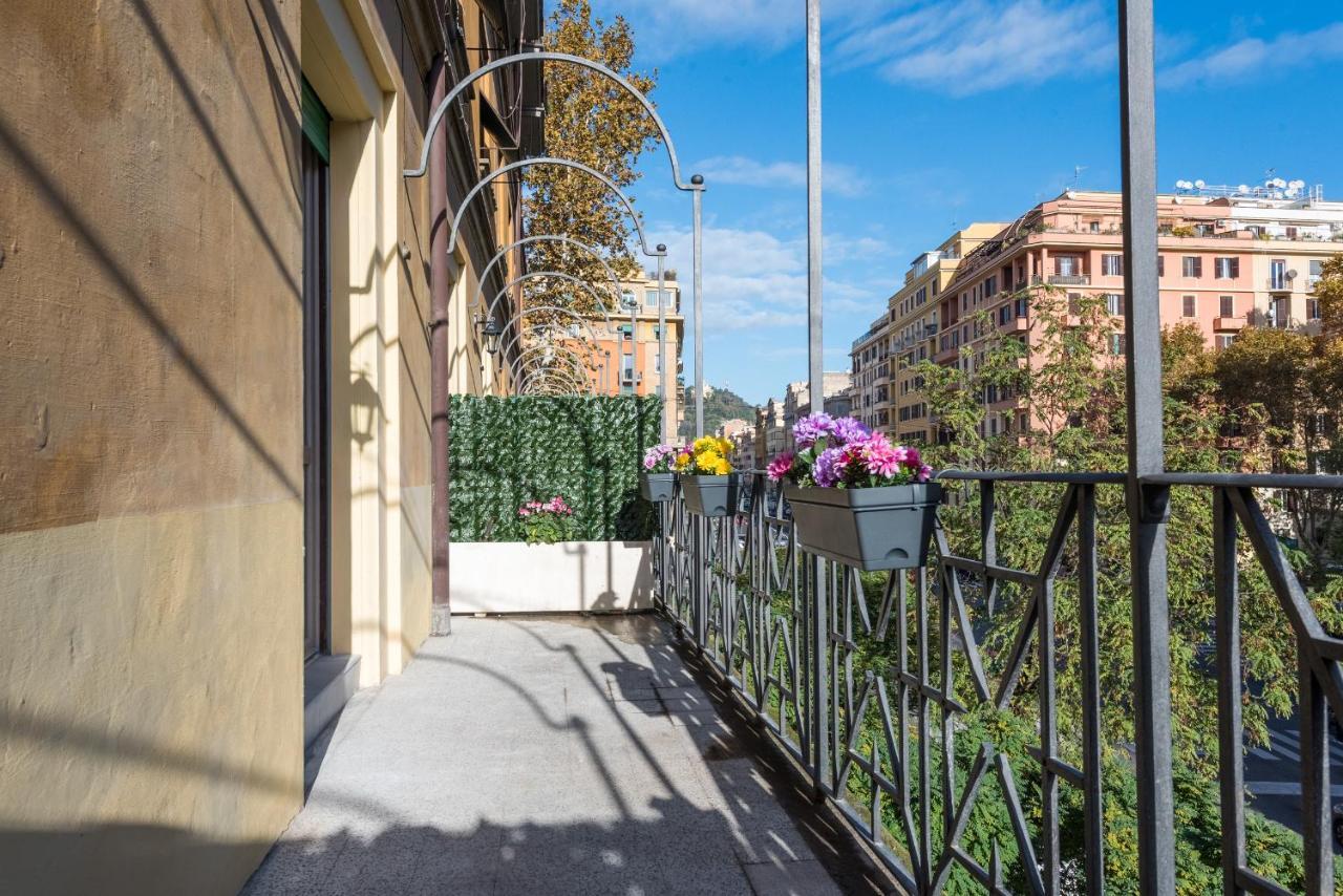 Vatican Home With Balcony โรม ภายนอก รูปภาพ
